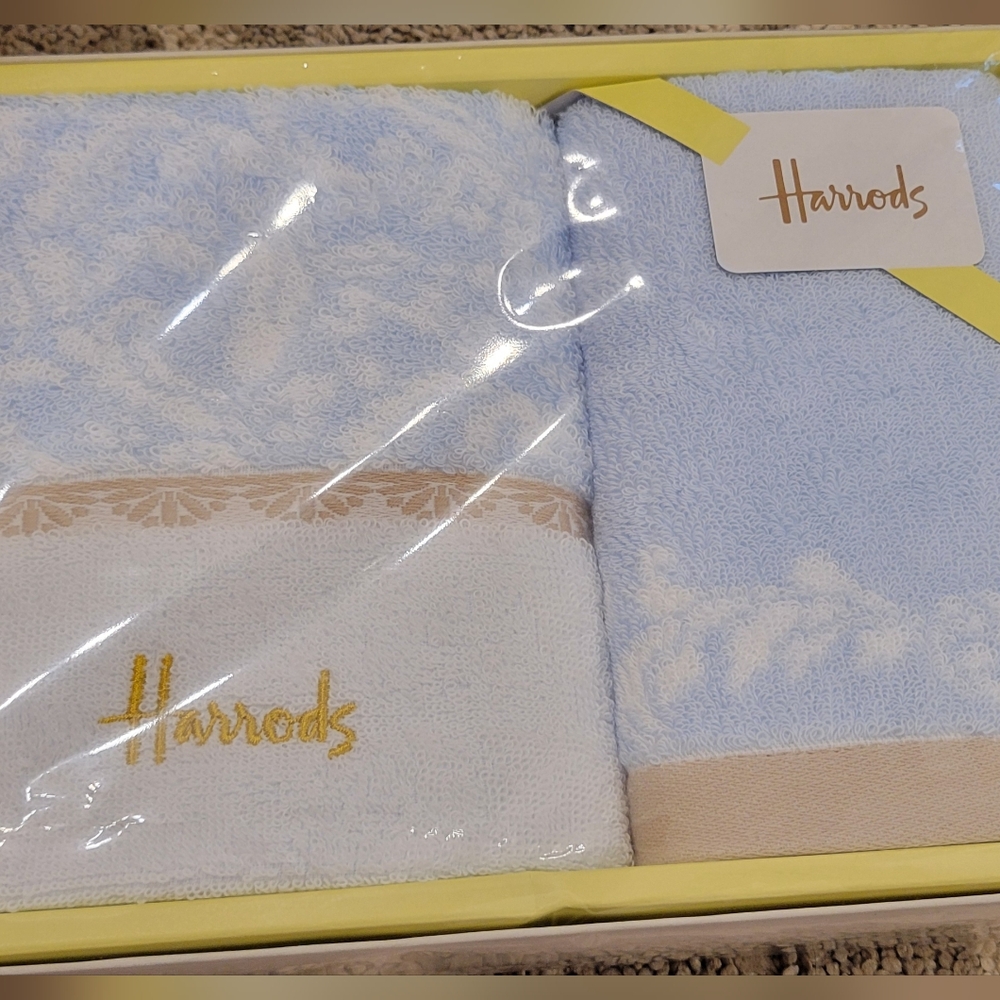 Harrods of  London towel set